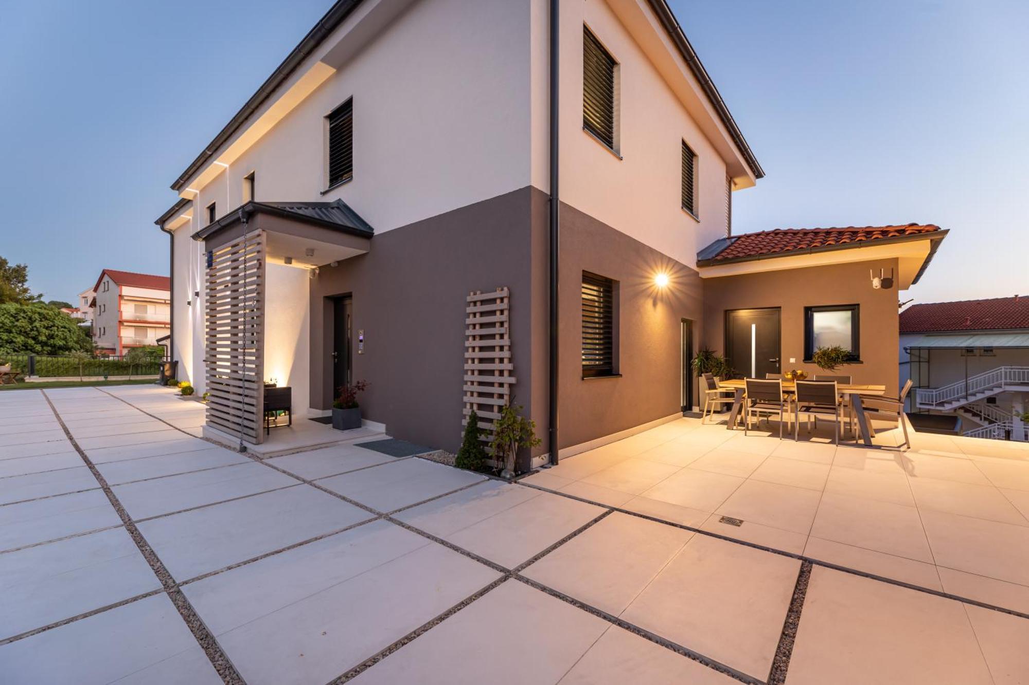 Villa Aurea Apartments Malinska De Luxe Exterior photo